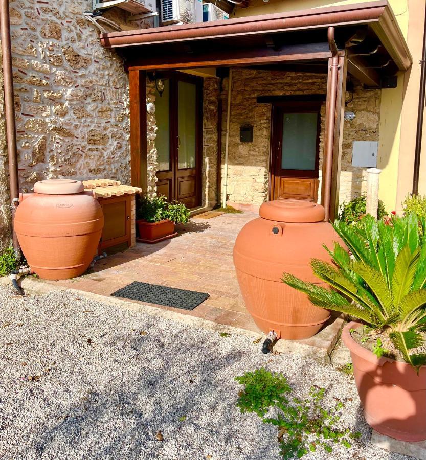 Il Giardino Di Athena 1 Apartman Paestum Kültér fotó